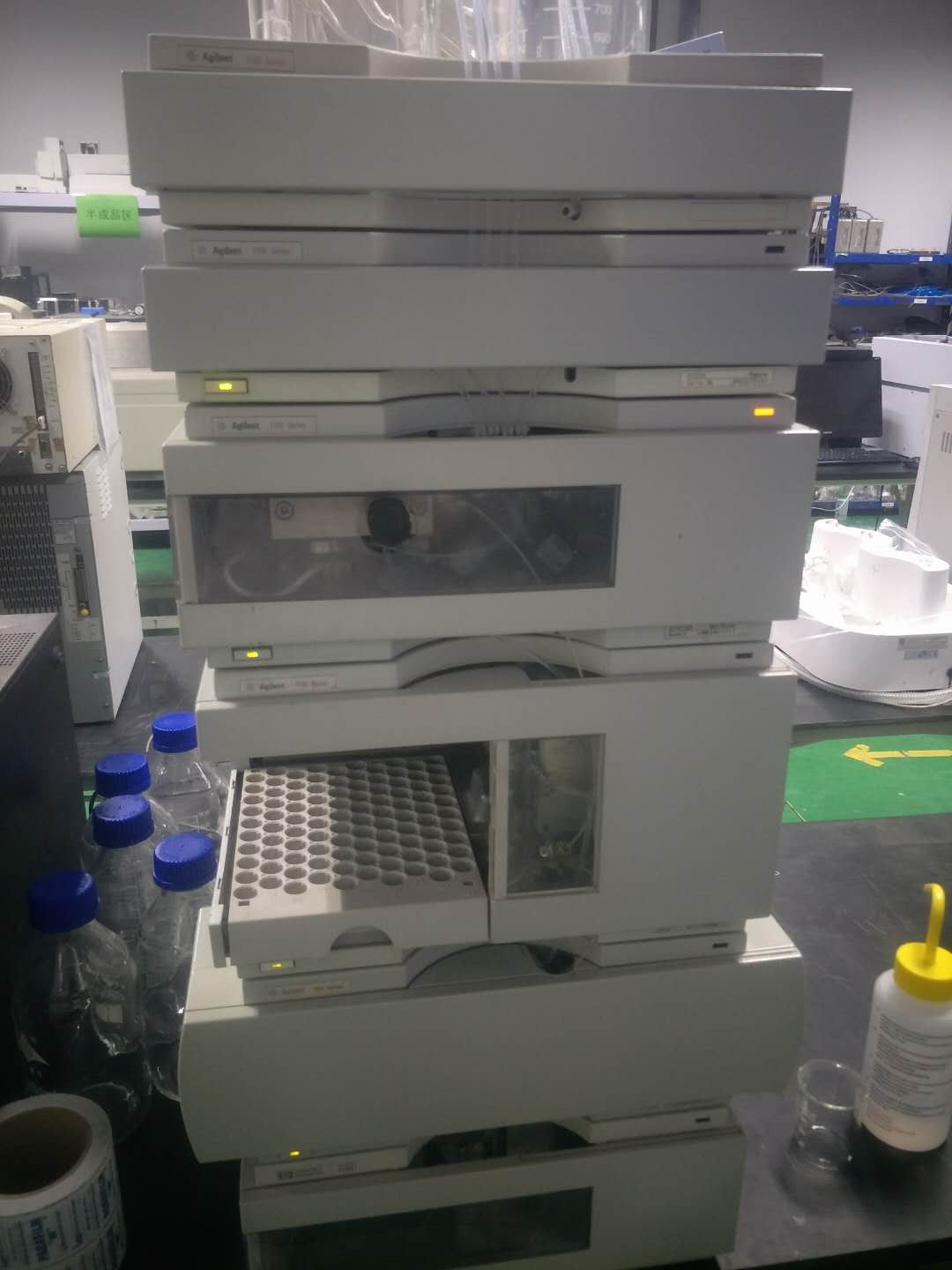 安捷伦液相色谱仪1100图1