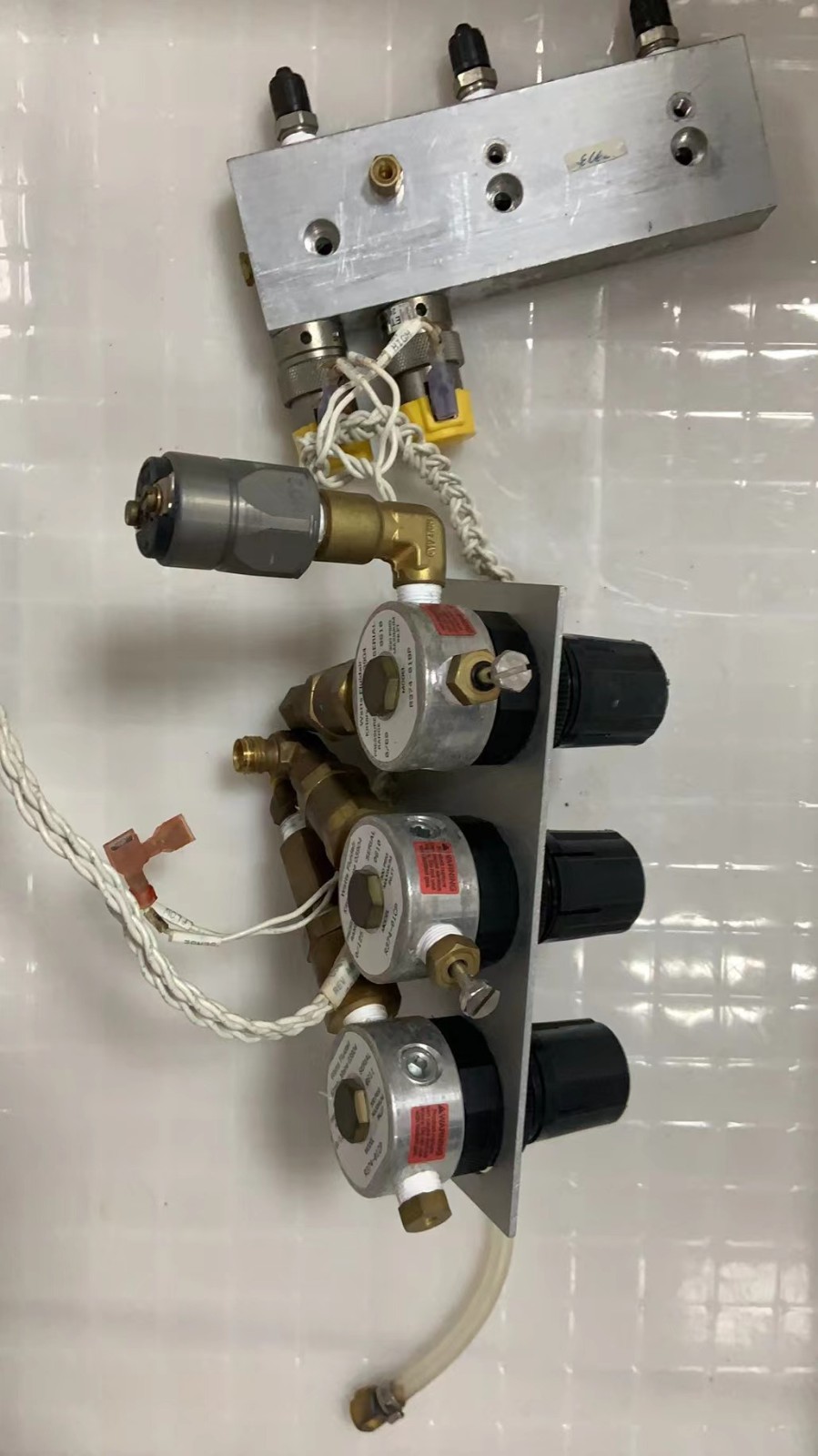 PE2100气路模块图2