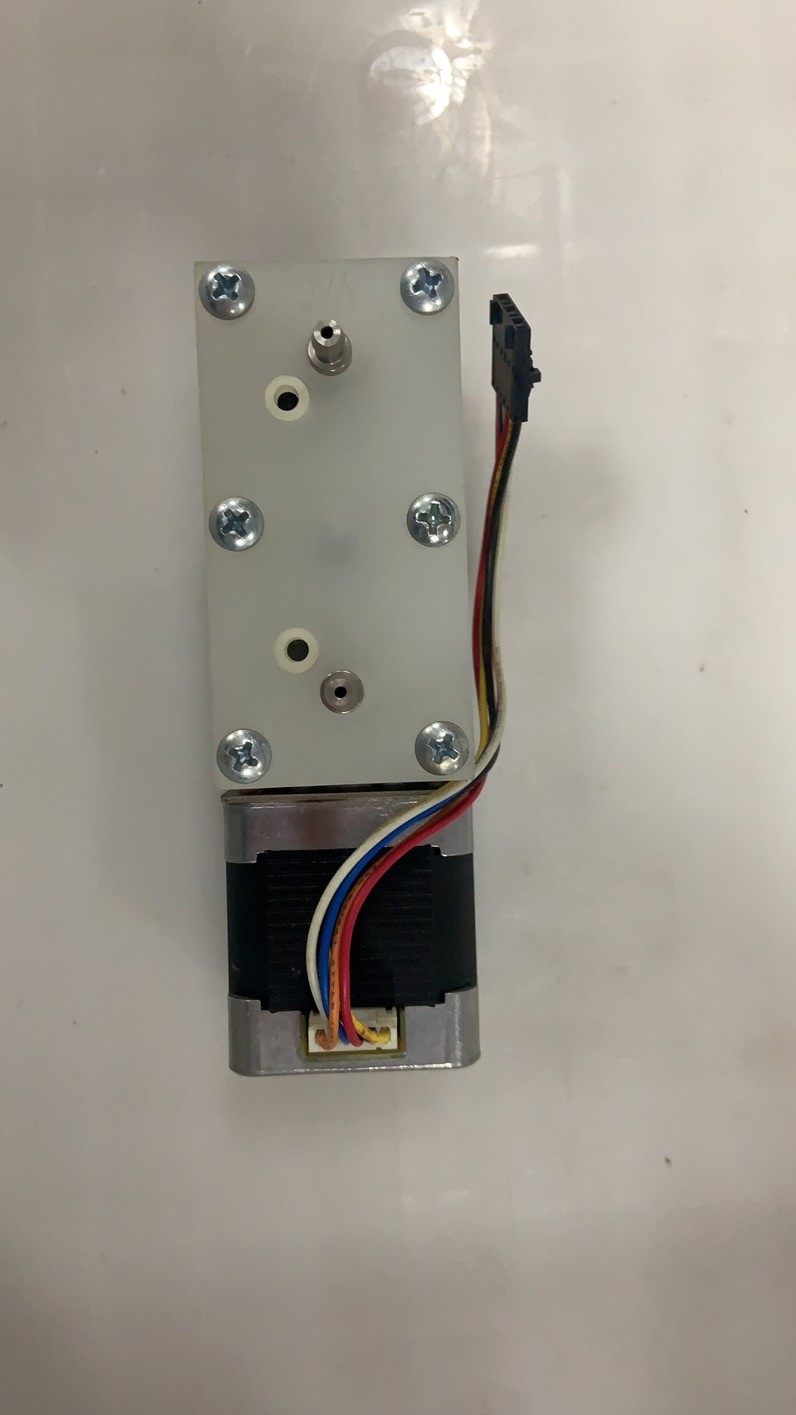 WATERS2695 真空泵图2